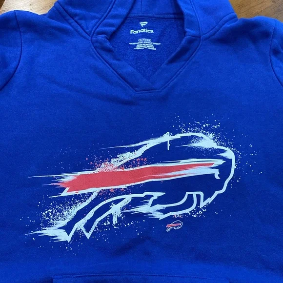 Buffalo Bills hooded sweatshirt for ladies. - Picture 3 of 7